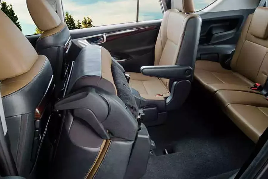 Innova Cresta