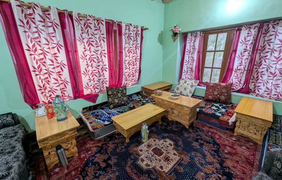 C.B HOMESTAY