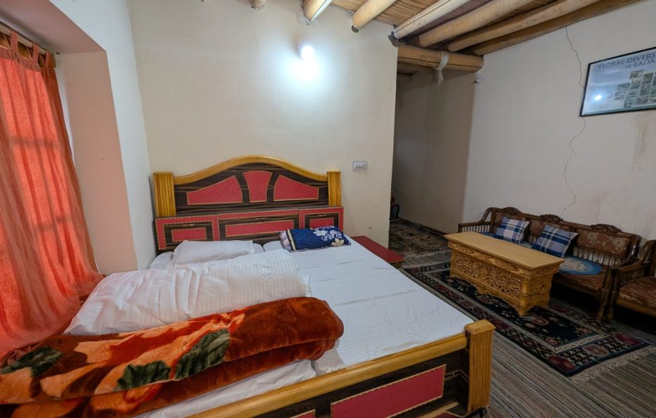 C.B HOMESTAY